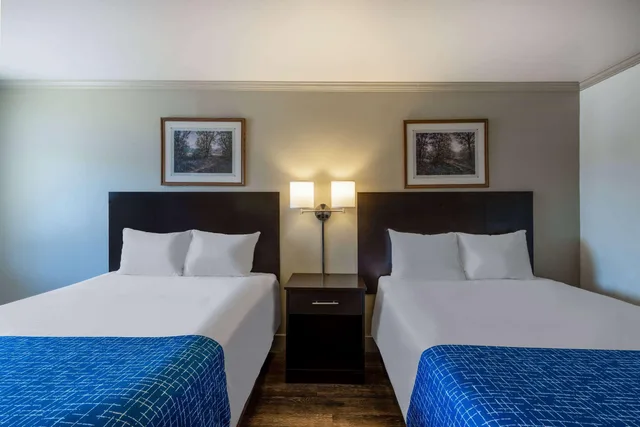 غرفة بسريرين كوين لذوي الإعاقة، Travelodge by Wyndham Livingston Yellowstone 1/1