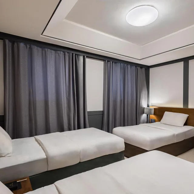 غرفة قياسية ثلاثية، Insadong Crown Hotel 8/10