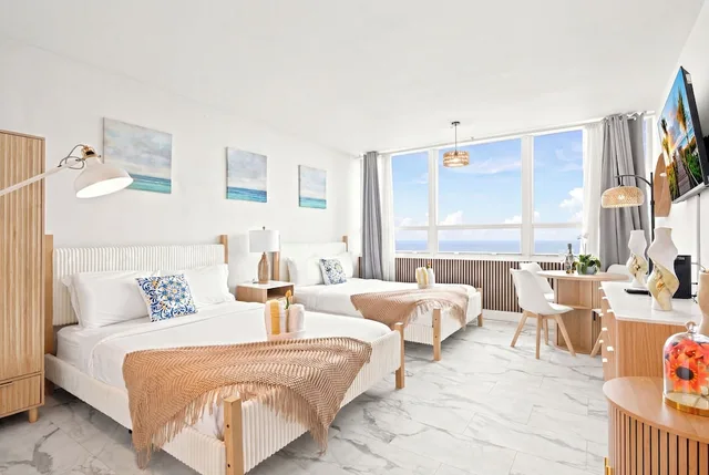 جناح استوديو حصري بسرير كوين وسرير مزدوج، Girasole Apartments 1/10