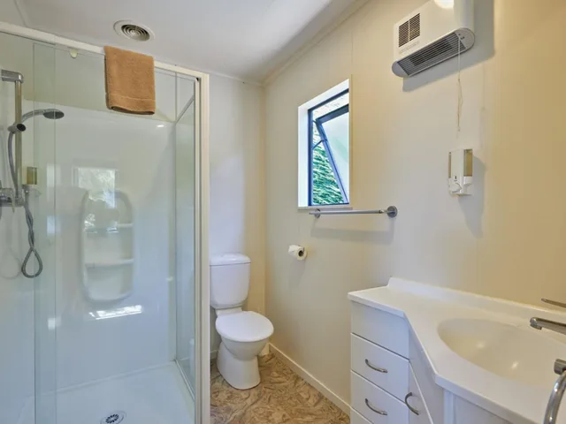 كابينة بسرير مزدوج وسرير فردي وسرير بطابقين، Kaikoura TOP 10 Holiday Park 5/7