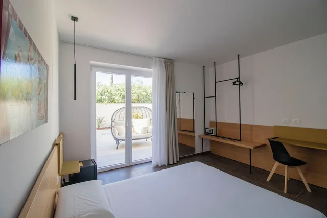 غرفة ديلوكس بسرير كينج بإطلالة على الحديقة في الطابق الأرضي، Hotel Arte Mare 1/10