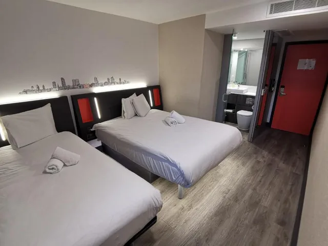 Inner, Family, easyHotel Leeds City Centre 1/9