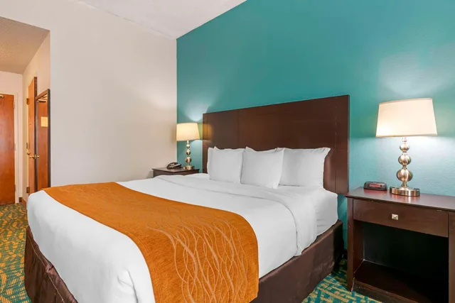 غرفة بسرير كوين لذوي الإعاقة، Comfort Inn & Suites Fort Lauderdale West Turnpike 3/7