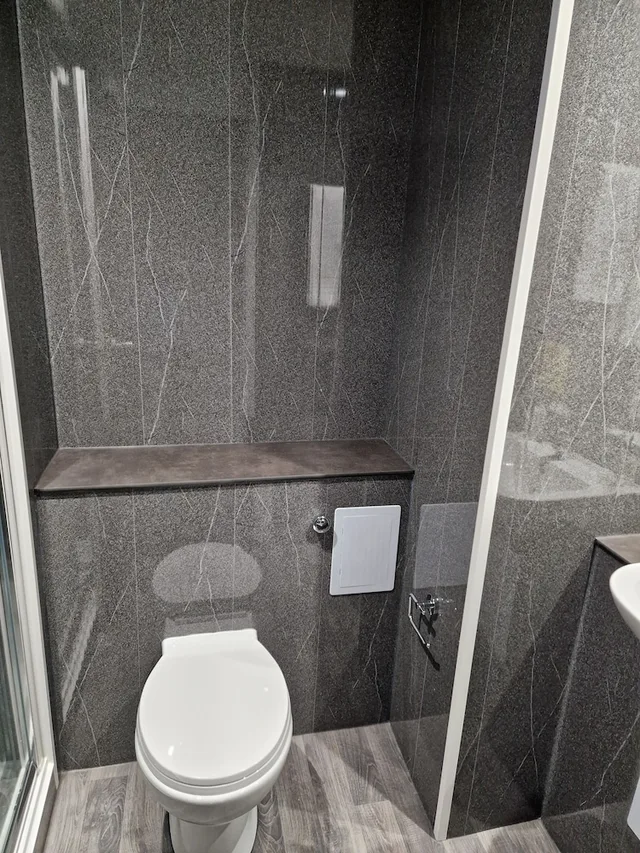 Standard, Double Bed, Britannia Hotel Birmingham - New Street Station 9/10