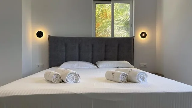 جناح فاخر بسرير مزدوج وسرير فردي مع أريكة، Palma Village by Greek Pride 3/9