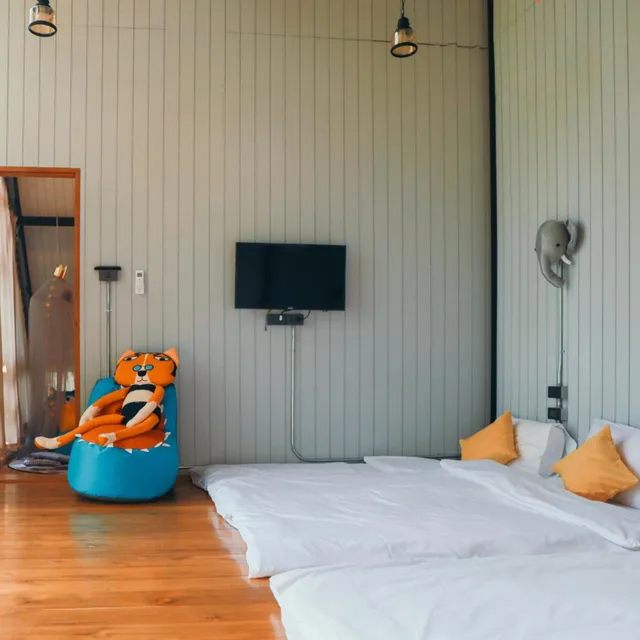 Loft, Family, Suite، Yellow Pillow Village 10/10