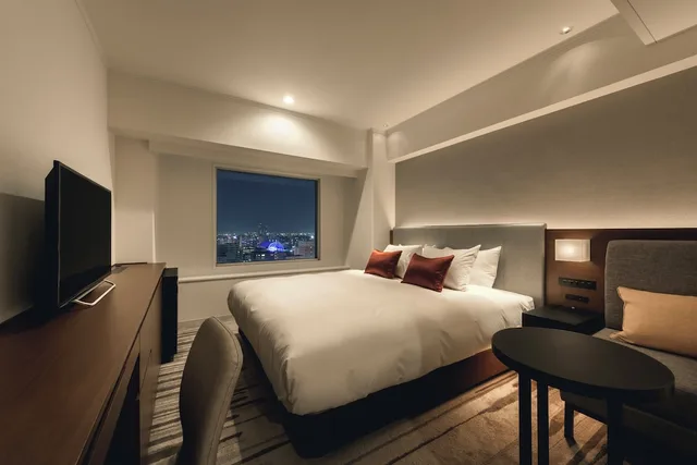 Standard, Double Bed, City View, High Floor, Ana Crowne Plaza Sapporo 2/5