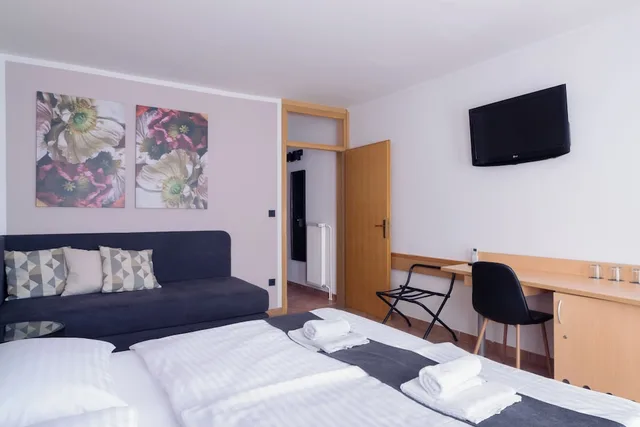 غرفة بسرير مزدوج، LJUBLJANA RESORT 3/8
