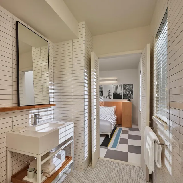 غرفة قياسية بسرير مزدوج، The Asbury Hotel 3/3