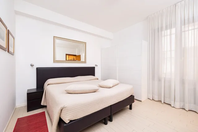 شقة عائلية بسرير كوين مع أريكة، Residence Ca Foscolo 1/5