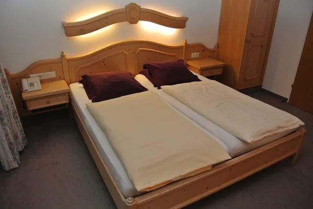 غرفة قياسية بسرير مزدوج بشرفة، Gruberhof Hotel 8/10