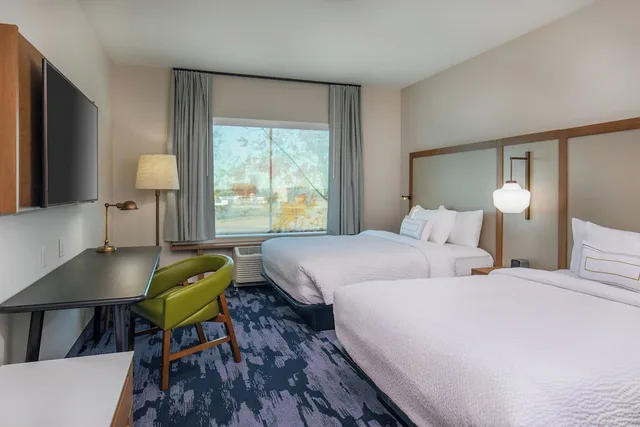 غرفة بسريرين كوين لذوي الإعاقة، Fairfield Inn & Suites By Marriott Mcpherson 1/3