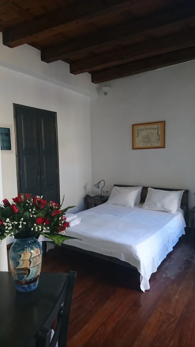 غرفة اقتصادية بسرير مزدوج، Amphora Hotel 2/3