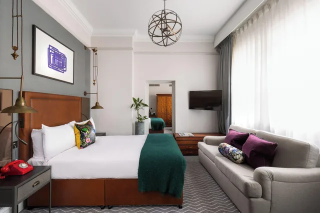 Suite, Multiple Beds، Kimpton Clocktower Hotel 5/8
