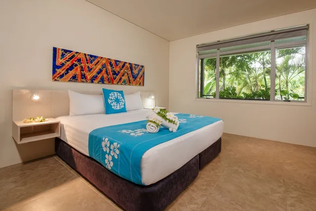 2 Bedrooms, Suite, Pool Side, Sunset Resort 2/5