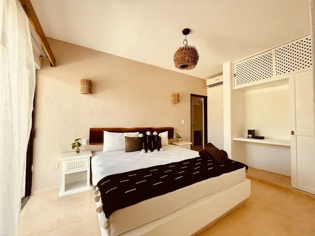 Suite, King and Twin Beds, Garden View, Pavoreal Beach Resort 3/6