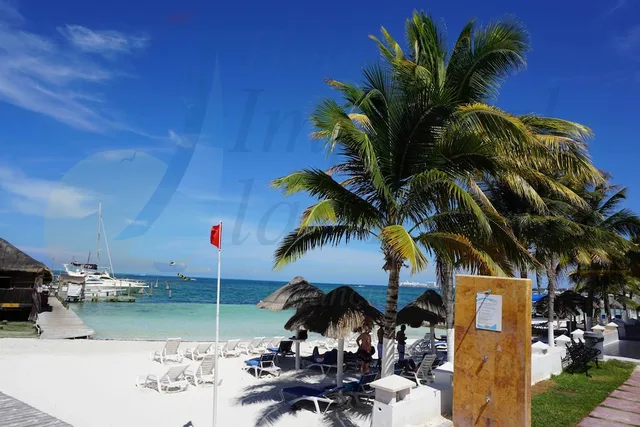 Imperial Las Perlas, Cancun 59/66