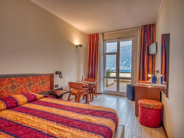 غرفة مفردة، Hotel Cristina 1/4