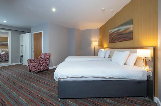 غرفة قياسية بسريرين منفصلين لذوي الإعاقة، Holiday Inn Derby Riverlights 1/6