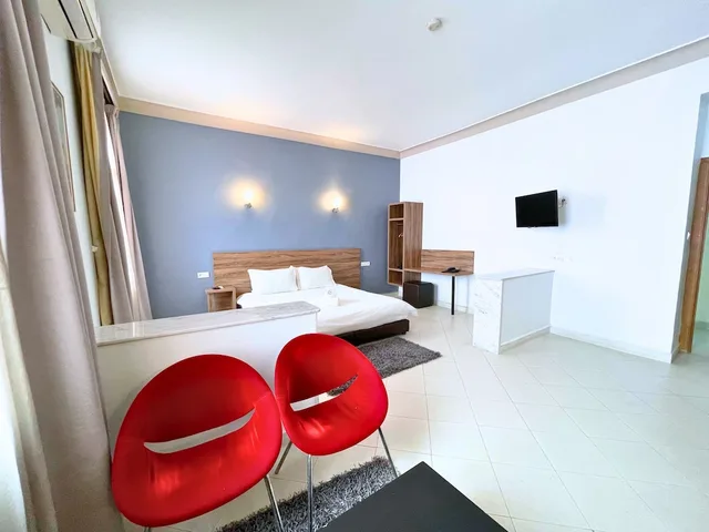 غرفة بسرير كوين، Hotel Olympic 6/10