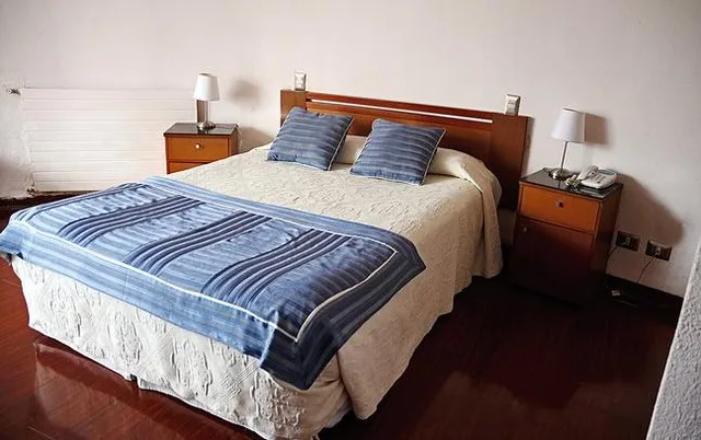 غرفة قياسية، Hotel Montecarlo 1/4