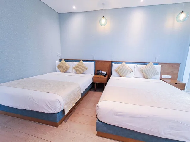 جناح سيغنتشر بسريرين كوين مع أريكة، Hotel H2o 2/6
