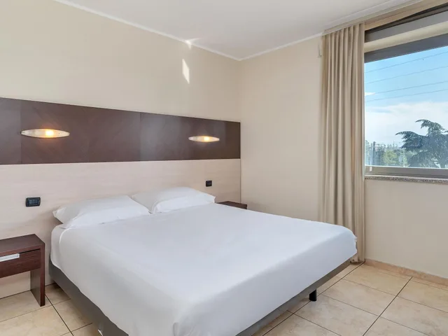 غرفة قياسية بسرير مزدوج لذوي الإعاقة، B&B HOTEL Settimo Torinese 3/6
