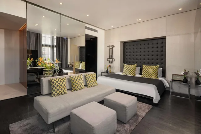 Art, Junior Suite, Queen Bed, Canal View، Art Otel Amsterdam 1/3