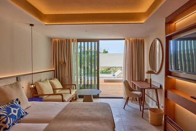 Junior Suite, Lateral Side Sea View, Private Pool، Universal Hotel Don Leon 5/8