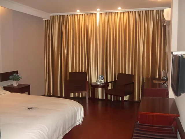 غرفة بسرير كوين، GREENTREE INN HUAIBEI RENMIN ROAD 2/2