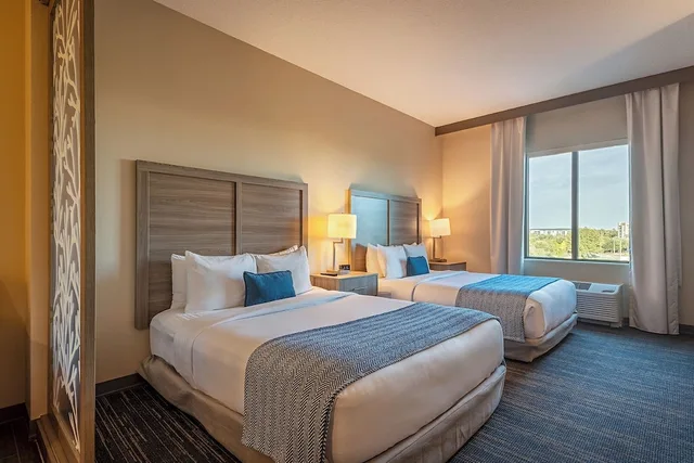 Suite, Quintuple, 2 Queen Beds، Pestana Orlando Suites Lake Buena Vista 2/8