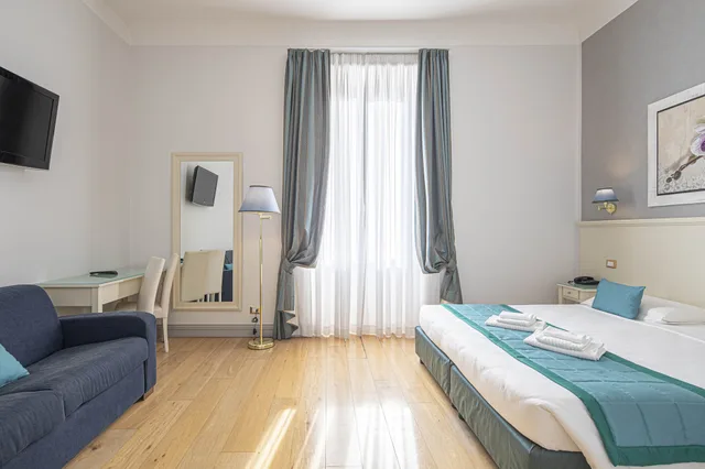 Standard, Single, Double Bed, Domus Castrense 8/10