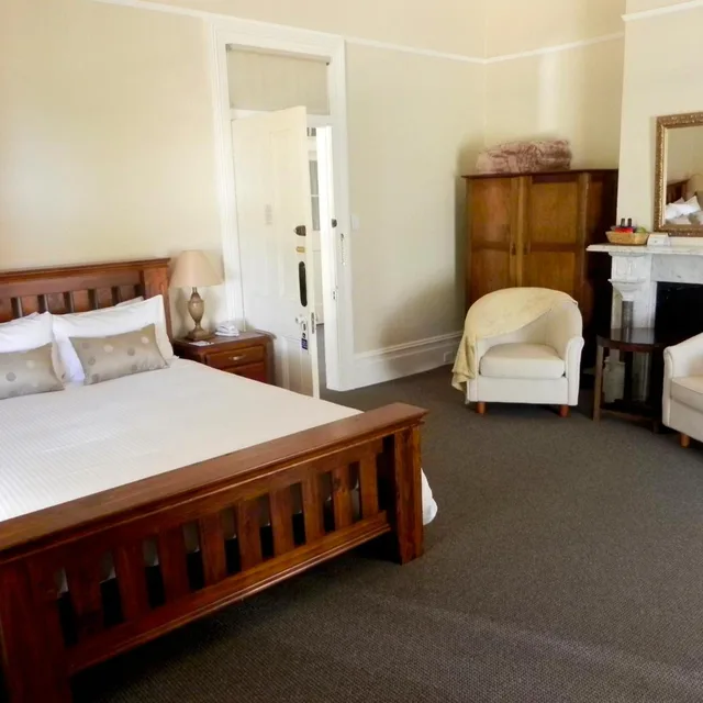 Homestay, Suite، Moore Park Inn 2/4