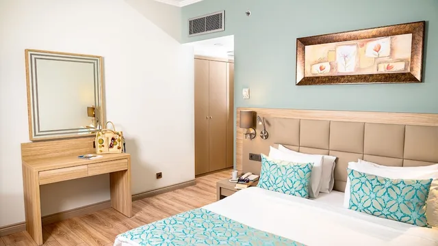 غرفة سوبيريور بسرير مزدوج مع أريكة، Aqua Fantasy Aquapark Hotel And Spa All Inclusive 3/5
