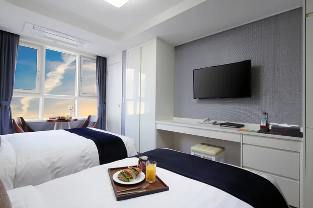 غرفة عائلية بسرير كوين وسرير فردي، Ever8 Serviced Residence 6/8