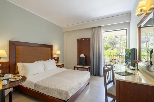 Room, Single, Single Bed, Garden View, Balcony, John George 4/6