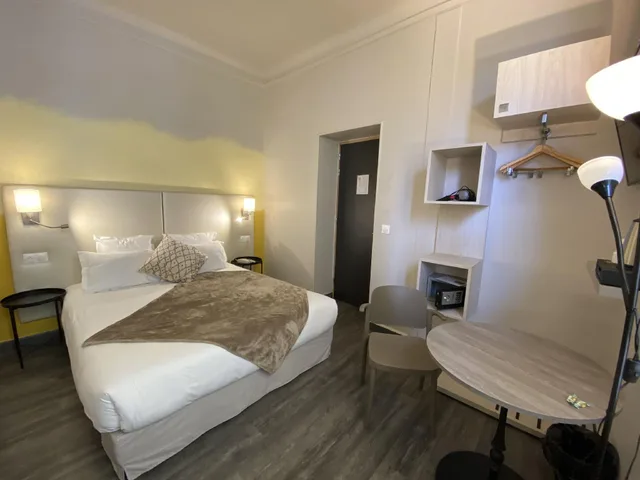 غرفة قياسية، Majestic Hotel 1/1