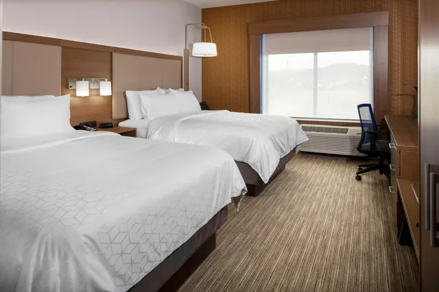 جناح لذوي الإعاقة، Holiday Inn Express Suites the Dalles 1/6