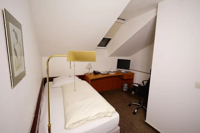 غرفة مفردة، MD-RABE'S HOTEL KIEL 4/6