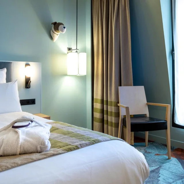 غرفة بريفيليج بسرير مزدوج بإطلالة، MERCURE AMIENS CATHEDRALE 4/10