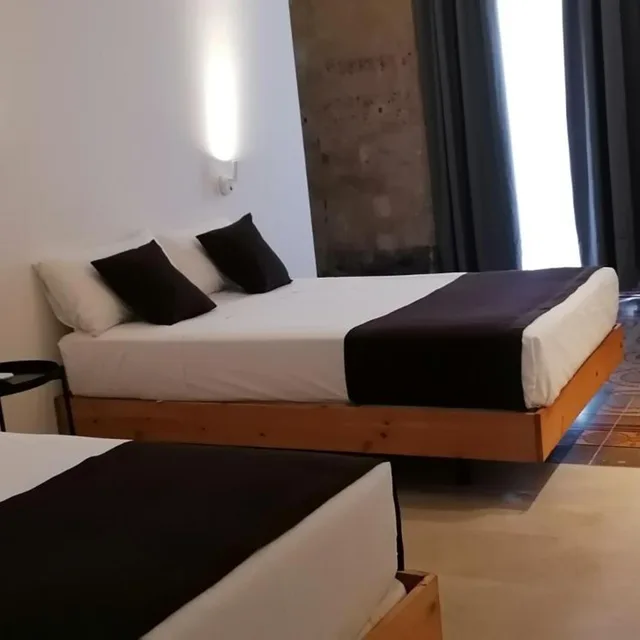 غرفة ثلاثية بشرفة، Hotel Palermo 6/10