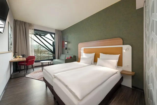 غرفة سوبيريور بسريرين منفصلين، Mercure Zurich City 4/10