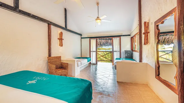 بنغل سوبيريور، Hotel Aura Baru 1/10