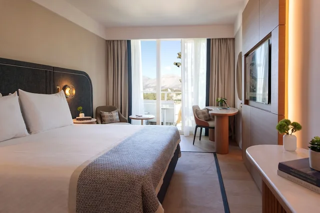 Plus, Superior, Queen Bed, City View, Balcony، Croatia Hotel 1/3