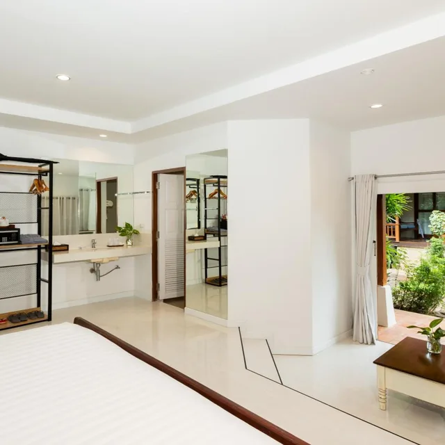 استوديو بسرير كينج، Malibu Beach Resort, Koh Samui 3/4