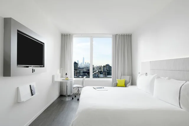 Town House, Suite, King Bed, Sofa, Terrace، INNSiDE New York NoMad 1/4
