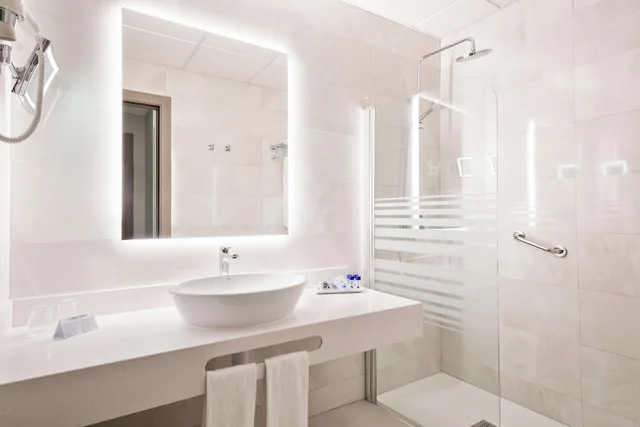 Superior, Single, 2 Double Beds، Best Costa Ballena 5/6