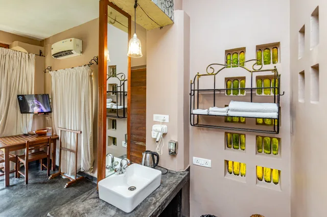 Executive, King Bed, Balcony, Fiesta Beach Resort 8/8