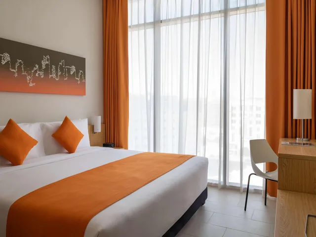 شقة بسرير كينج بغرفة نوم واحدة، Adagio Doha 1/3