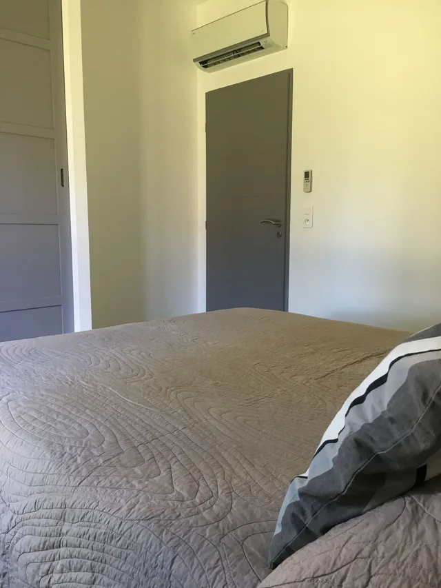 شقة بسرير كوين بشرفة بغرفة نوم واحدة مع أريكة، Les Villas de Porto Vecchio 4/8